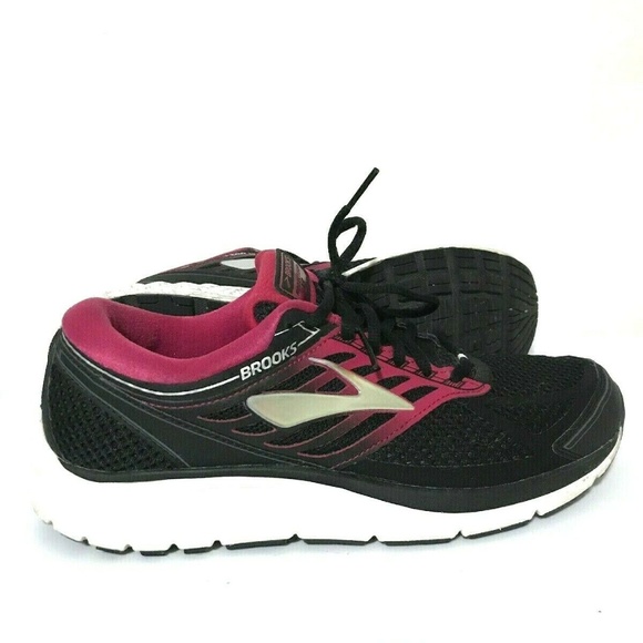 brooks addiction womens running shoes